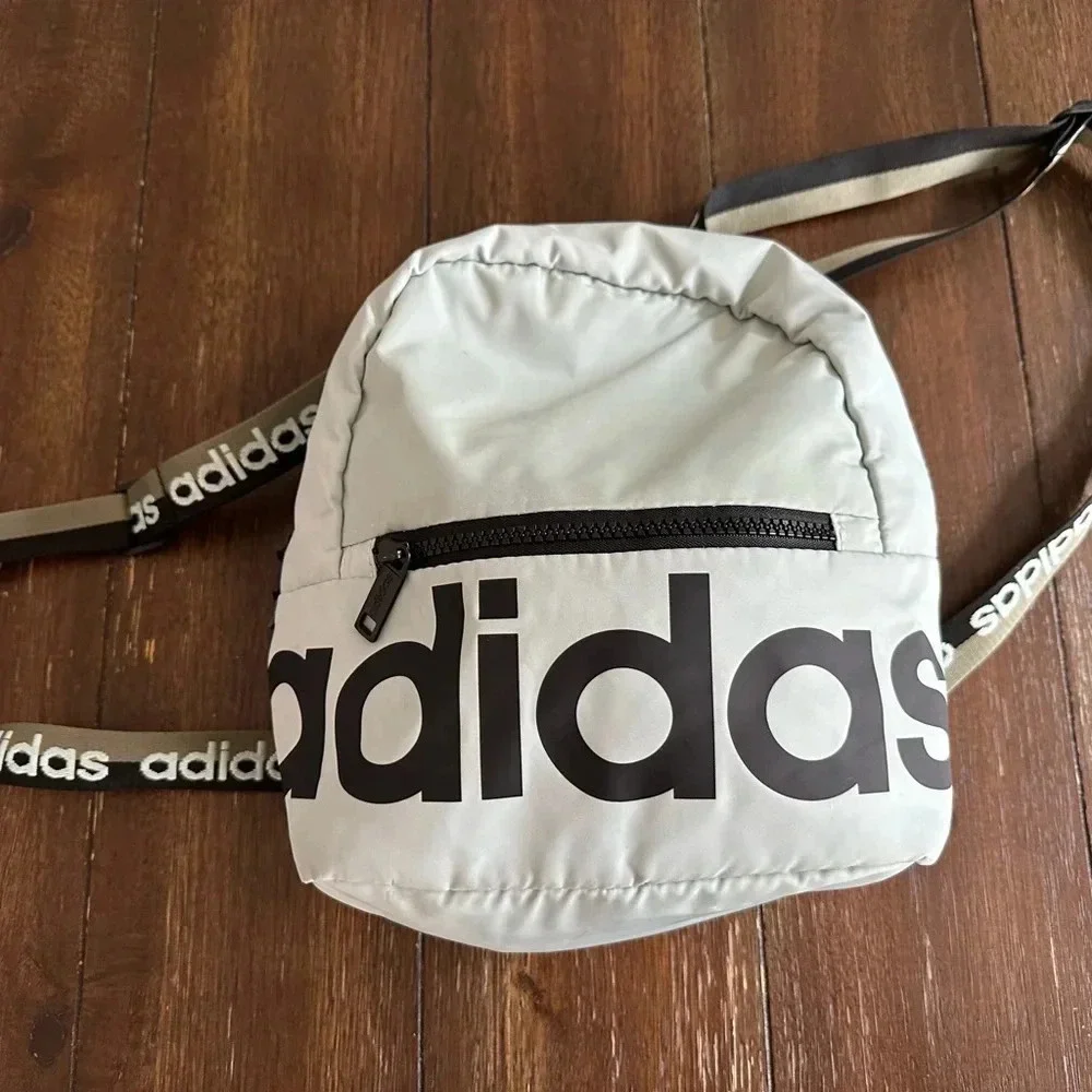 Adidas small backpack - Picture 8 of 12